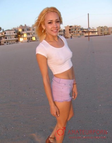 Mila Blaze Pickup Nympho Teen On Beach On Miami