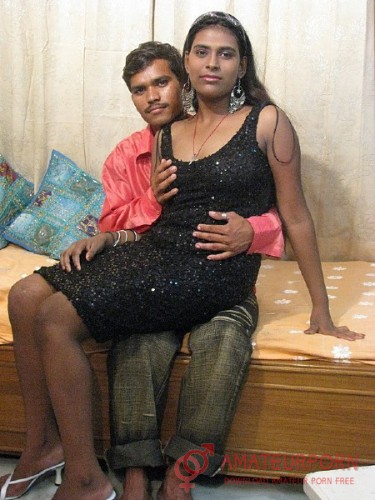 Naina And Vikki Indian Man Fuck Indian Wife